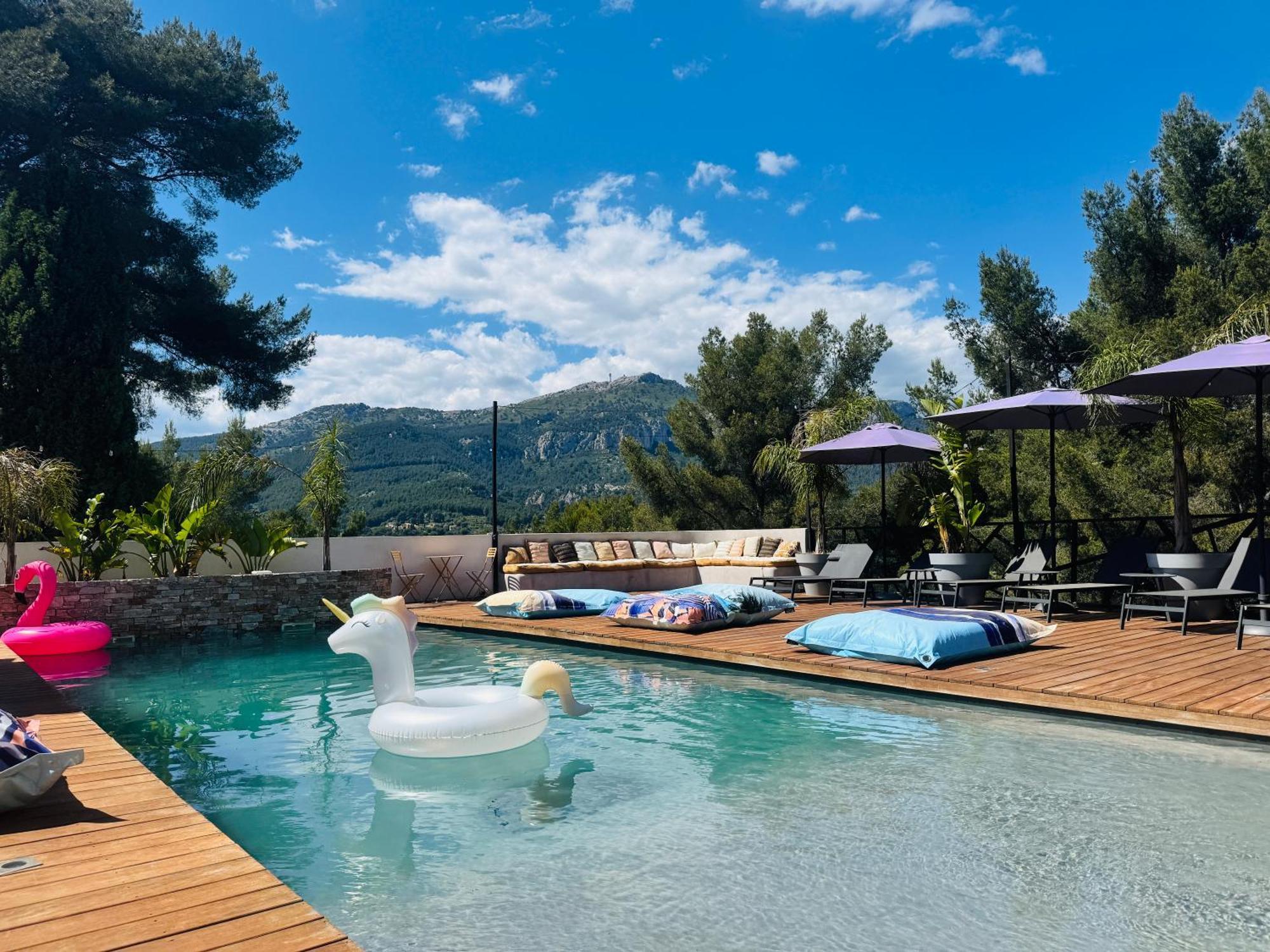 Villa Holistika : Bed And Breakfast / Pool / Air Conditioning/ Mont Faron Toulon Dış mekan fotoğraf